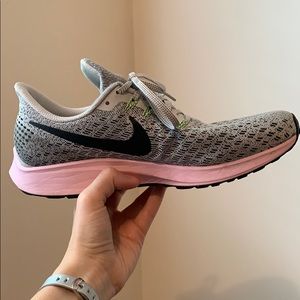 NIKE zoom Pegasus 35
